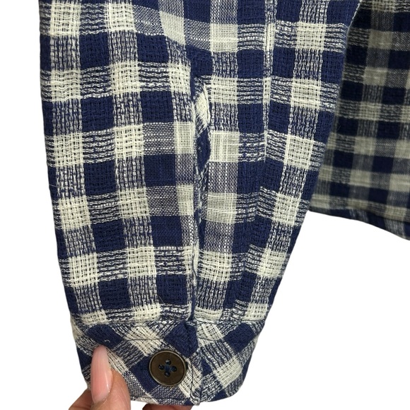 Sisstr Evolution Blue and White Gingham Shacket - Picture 8 of 11